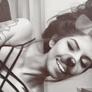 Meet your Posher, Courtney